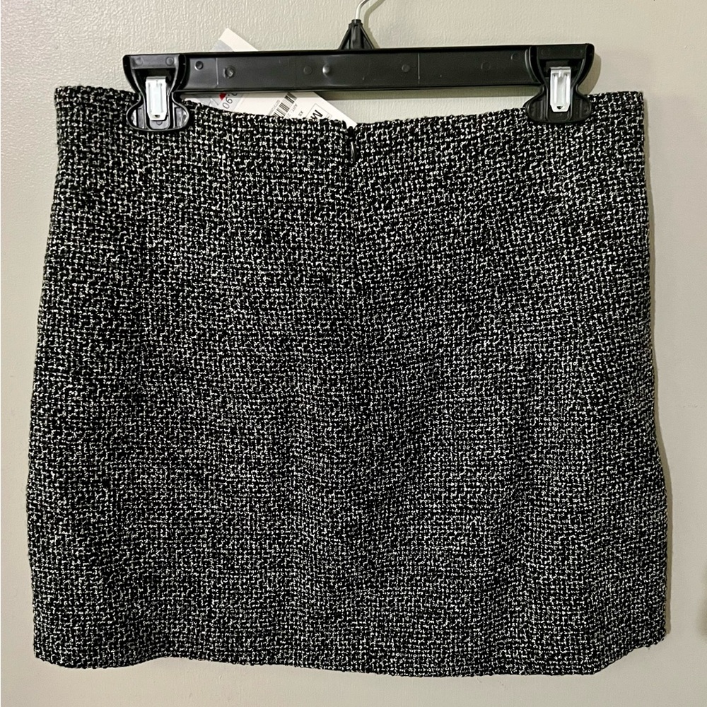 NWT! Beautiful tweed Zara skirt - Picture 3 of 5